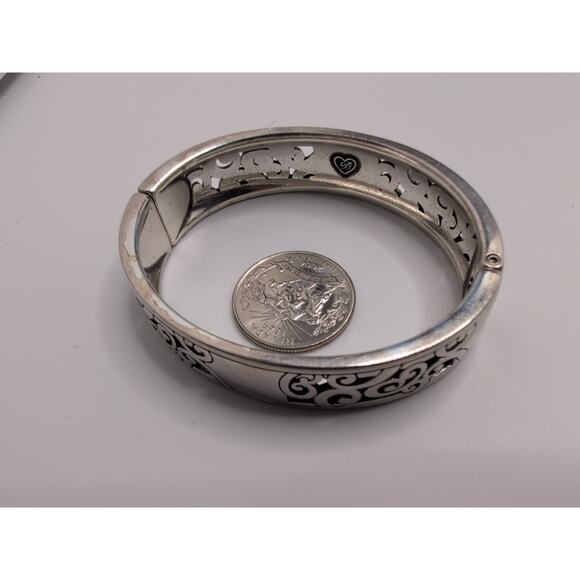 Brighton MINGLE Silver Scrolled Hinged Bangle Bracelet Magnetic Closure - Picture 4 of 5